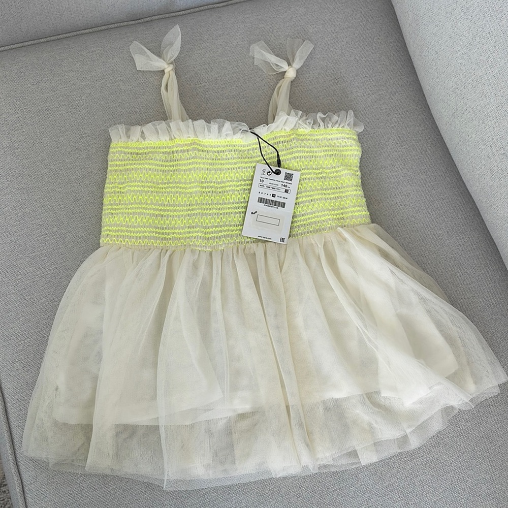Cute Zara top